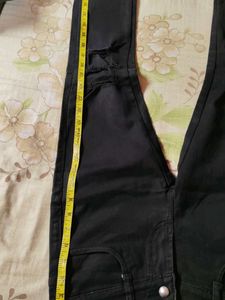 Black stretchable Skinny ribbed Jeans