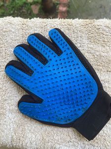 Pet Grooming Deshedding Glove