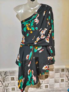 Trendy One Shoulder Floral Top