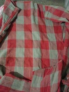 Levi's Plaid Button-Up Shirt