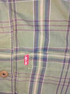 Men's Classic Plaid Button-Down Shirt