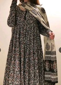 Women Ethnic Printed Kurta with Trousers &amp; Dupatta