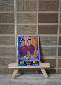 bunch of 7 silver Cricket attax cards