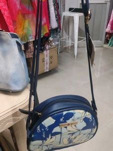 brand new ladies purse with tag