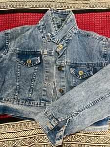 Stylish Cropped Denim Jacket💎