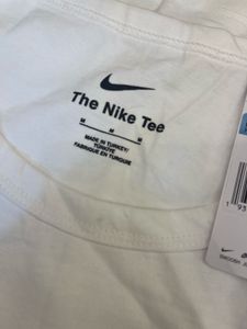 NEW NIKE White T-Shirt