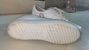 Woodland Women Casual Shoes. Like New No Coins