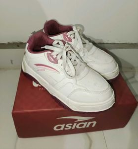 Stylish White & Maroon Sneakers