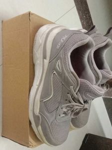 Campus Woman Shoes