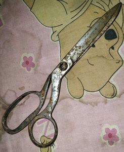 Vintage Sewing Shear Scissors Set
