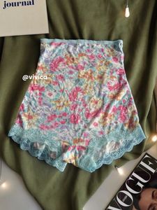 🇨🇦Imported Peach John High Waist Panty Shorts