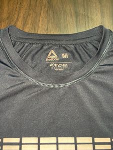Reebok Men's Navy Graphic T-Shirt
