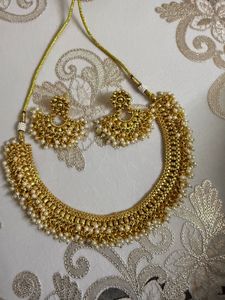 Elegant Pearl &amp; Gold Necklace Set