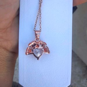 Aesthetic Anti tranish Heart Pendant