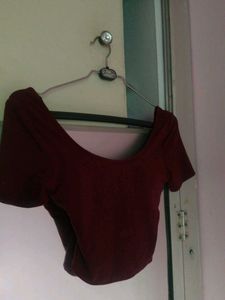 Maroon Scoop Neck Crop Top