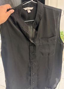 H&amp;M Sleek Black Sleeveless Button-Up Top