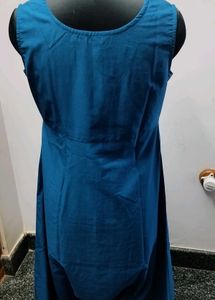 Sleeveless Blue Midi Dress