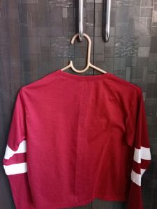 Beautiful Maroon Sweatshirt Type