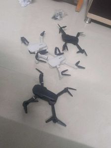 4 pice combo drone not fly but working