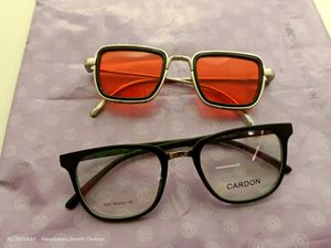 Set of 2 Fashionable Eyeglasses