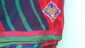 Elegant Striped Saree❤️✨