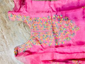 Pink colour kurta set 😍😍💕