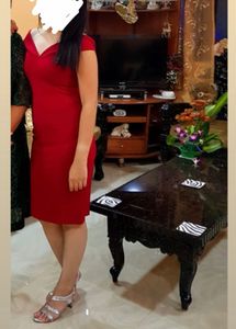 Red bodycon dress