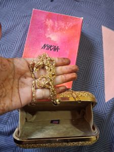 BRAND NEW NYKAA Sparkling Clutch