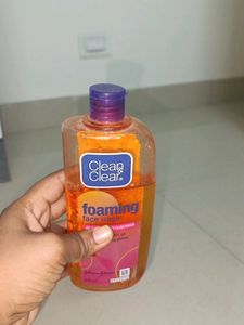Clean And Clear (Face Wash)