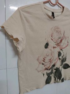 Cream Rose Print Cropped T-Shirt