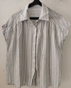 Women’s Blue &amp; white lining shirt