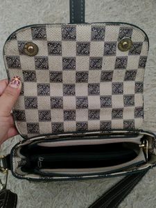 Chic Checkered Crossbody Bag