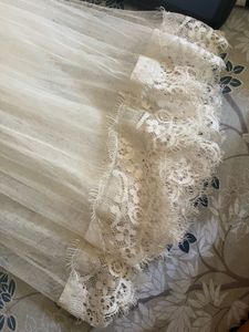 Elegant White Tulle Skirt with Lace Trim