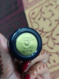 cvb perfect oil free concealer