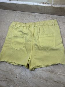 🍋 Yellow Denim Shorts branded