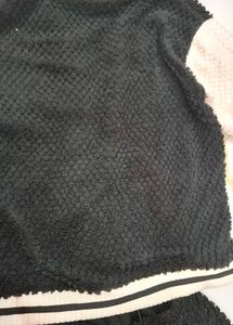 Cozy Black Woolen nightsuit