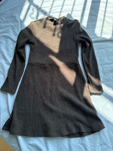 FLASH SALE@250 F21 Black Long Sleeve Dress
