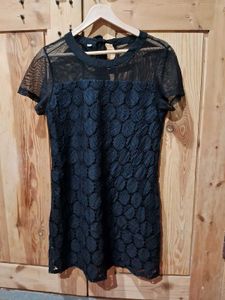 Elegant Black Lace Sheath Dress