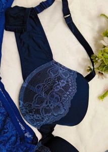 Navy Lace detail humkemoller lingerie set 👍