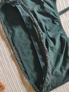 Women's Green Lace Trim Camisole Top