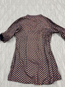 Navy Blue Floral Print Kurta