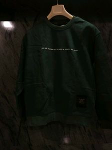 Green Graphic Print Sweatshirt