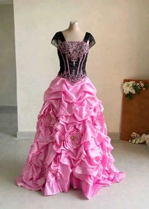 Stunning Pink skirt and top 🎀👰❤️