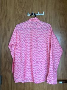 Pink Wavy Pattern Button-Up Shirt