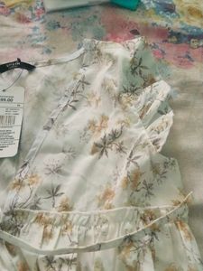 Floral Print Tie-Front Blouse