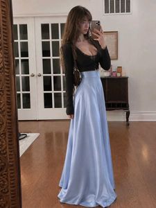 🦢Noire sky Satin Skirt🦢