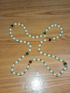 Elegant Pearl &amp; Gemstone Necklace