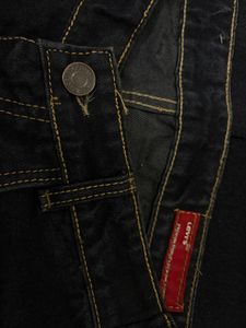 y2k LEVI’s Dark Wash Wide Leg Jeans