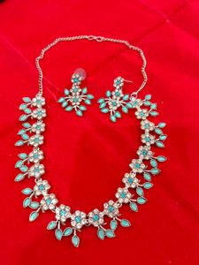 Elegant Necklace & Earring Set
