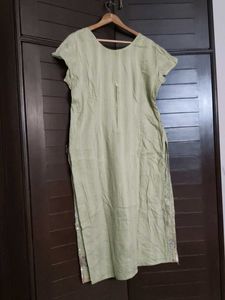 Elegant Embroidered Kurta